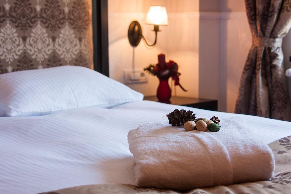 Rizzo Boutique Hotel Пояна Брашов Екстериор снимка