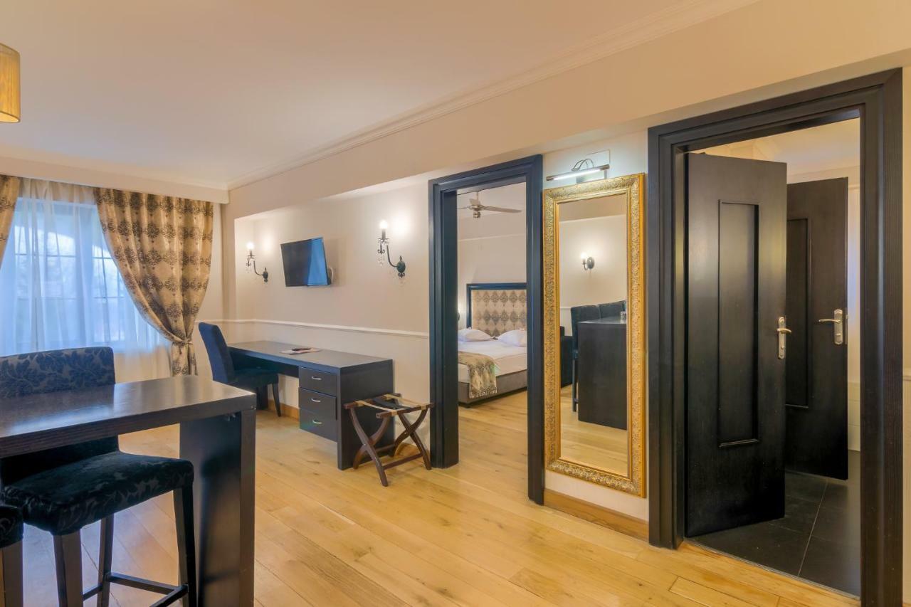 Rizzo Boutique Hotel Пояна Брашов Екстериор снимка